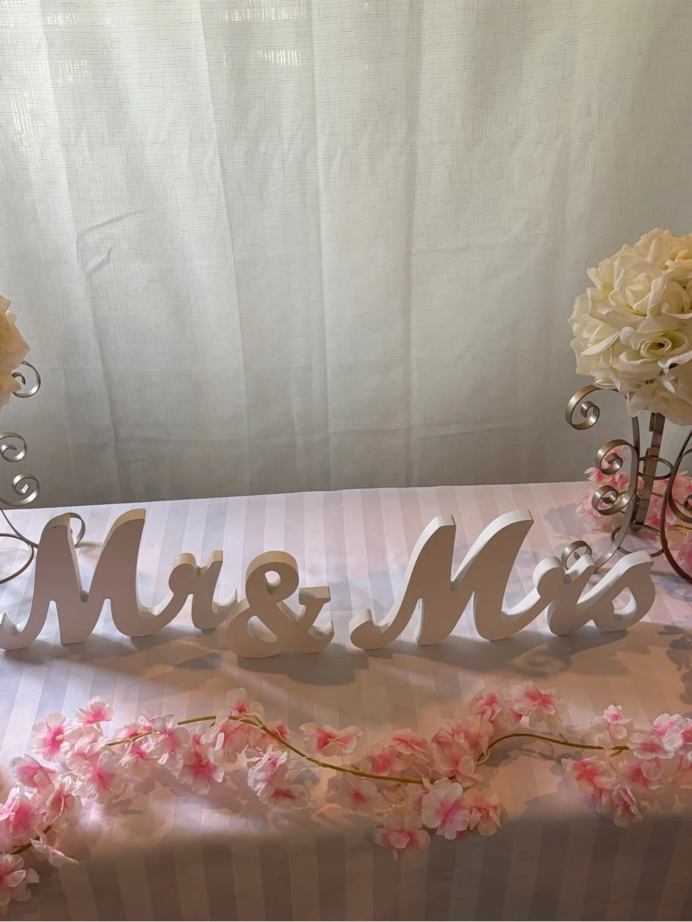 Mr & Mrs Decorative Sign - White